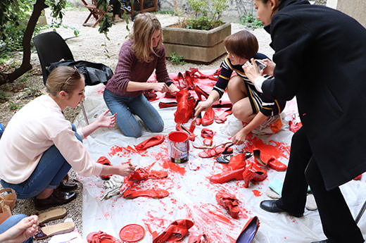 zapatos rojos exposition yes and more no zapatos rojos exposition yes and more no
