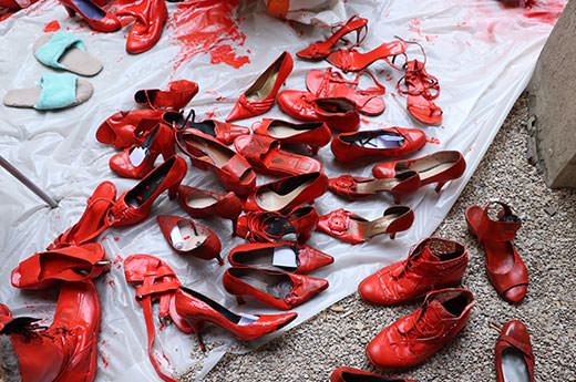 zapatos rojos exposition yes and more no zapatos rojos exposition yes and more no